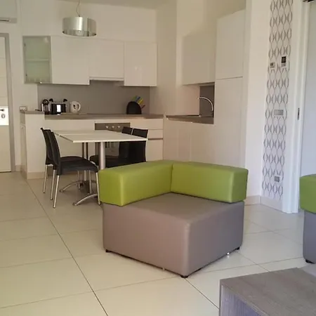 Italian Lakes Ground Floor With Pool Maccagno